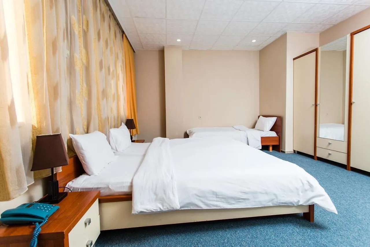 Irshad Hotel Baku 4*,